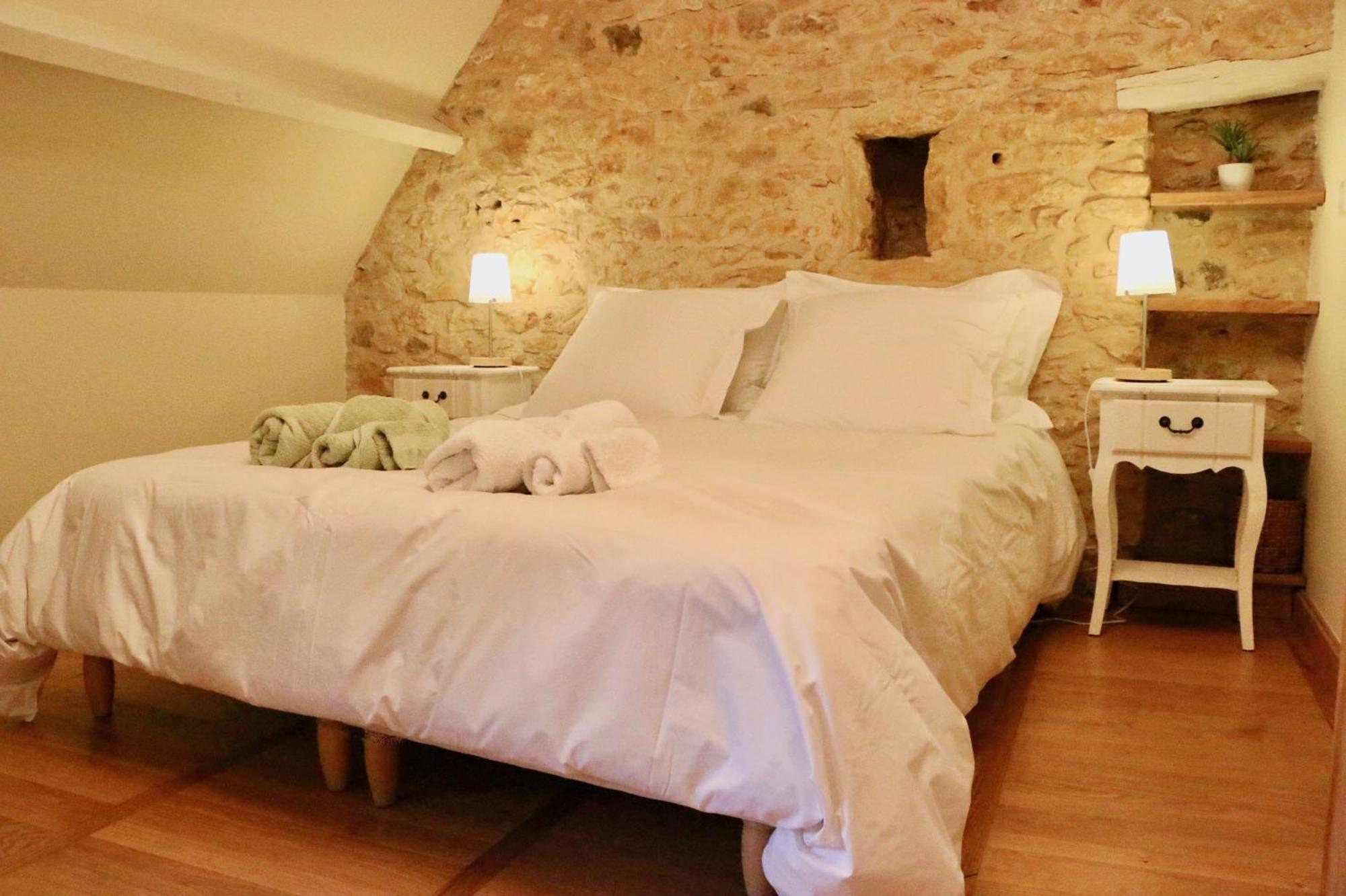 Les Perroutis Villa Saint-Alvère Dış mekan fotoğraf